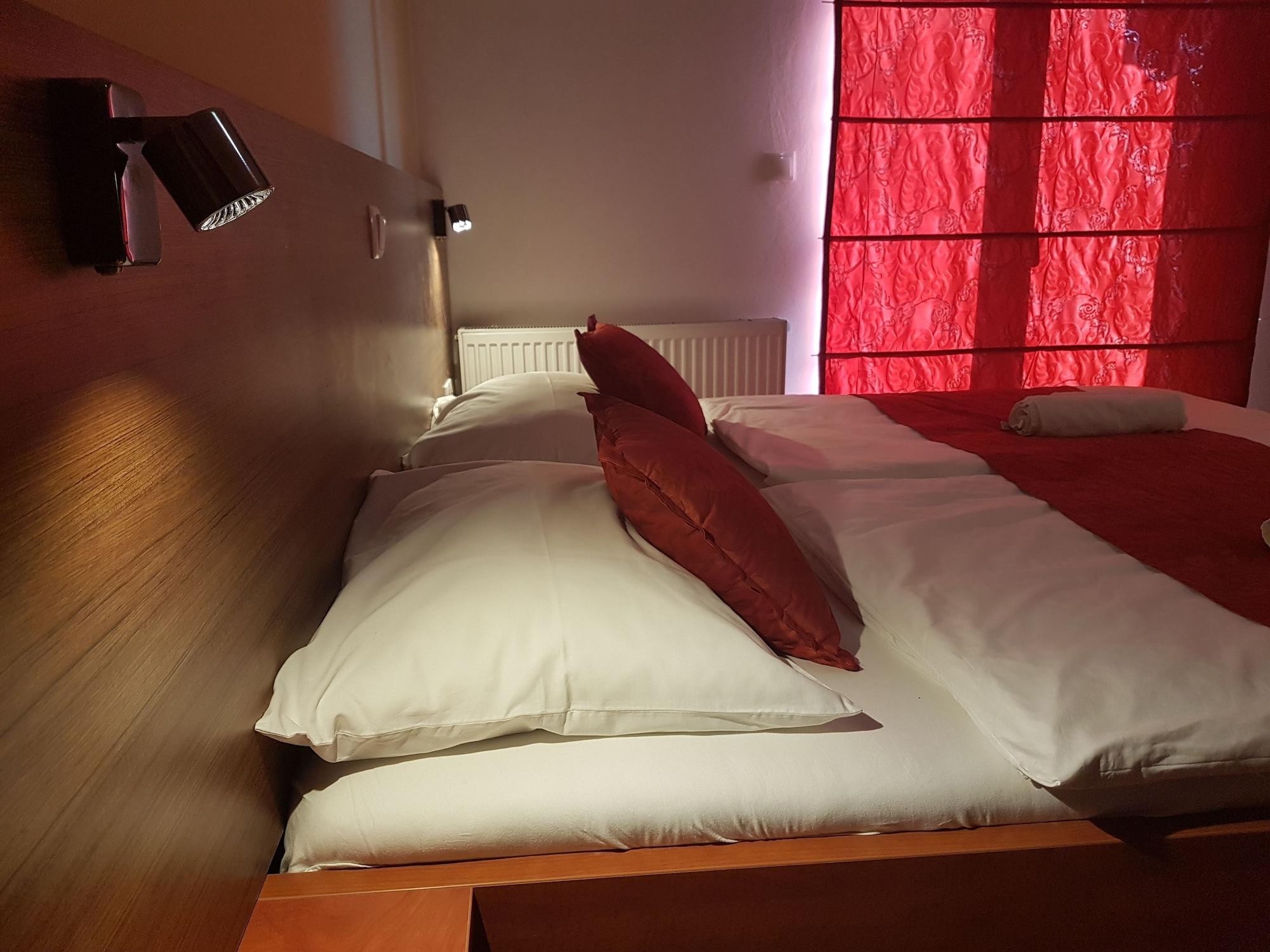 Ahar Hotel Ilidža Екстериор снимка