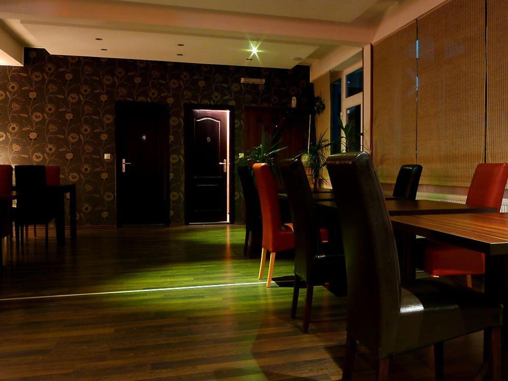 Ahar Hotel Ilidža Екстериор снимка