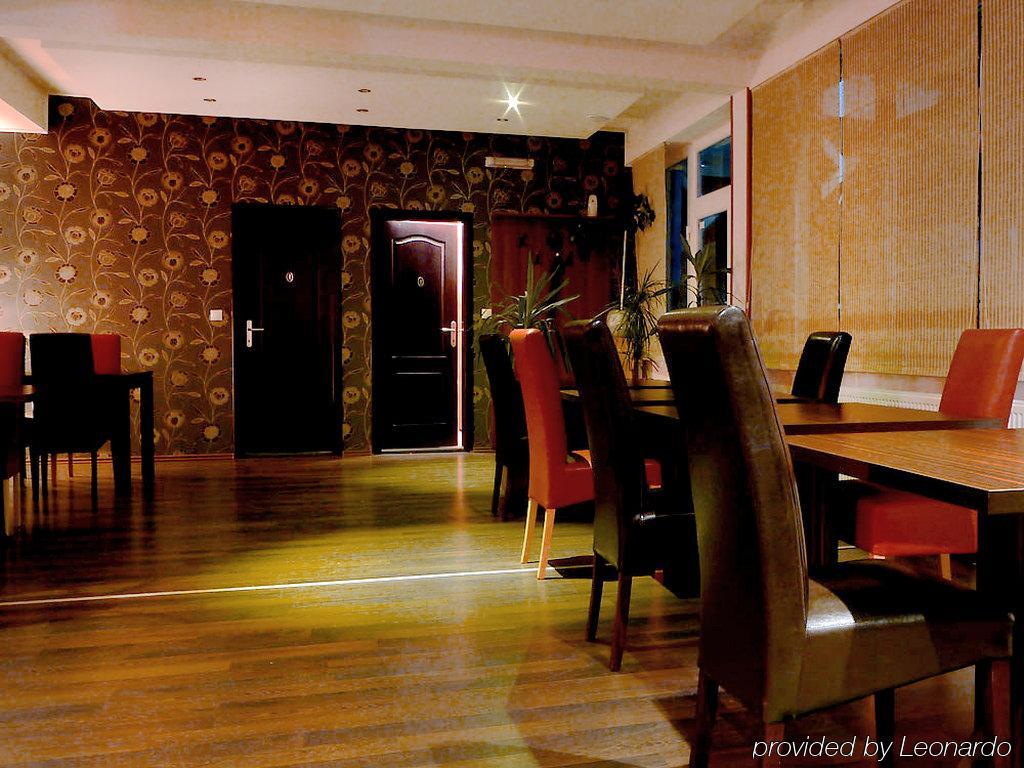 Ahar Hotel Ilidža Екстериор снимка