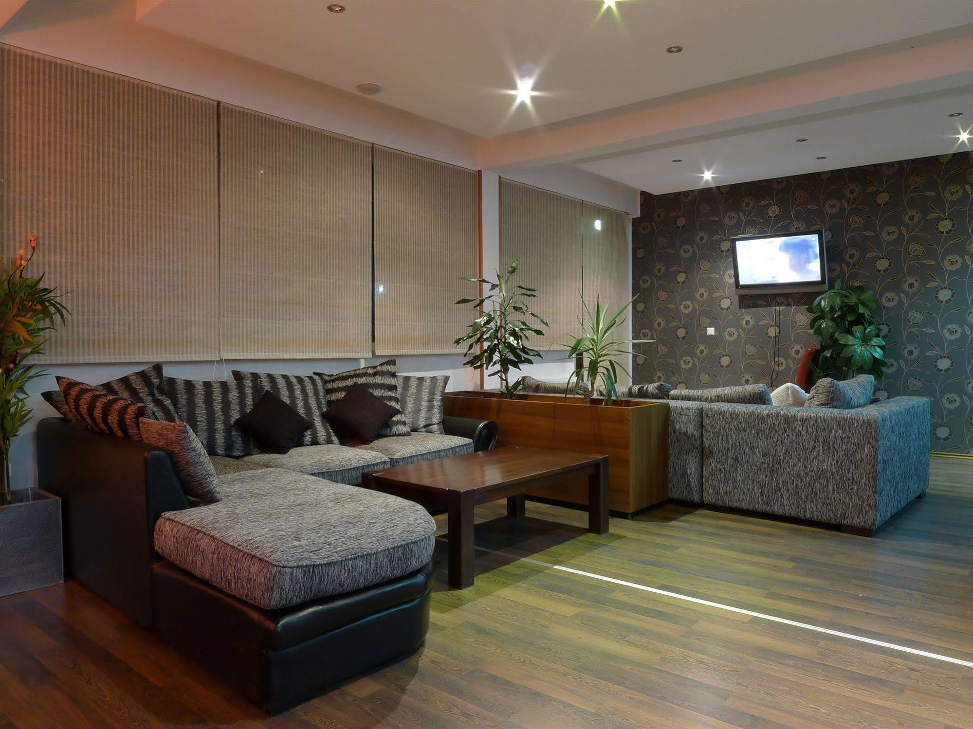 Ahar Hotel Ilidža Екстериор снимка